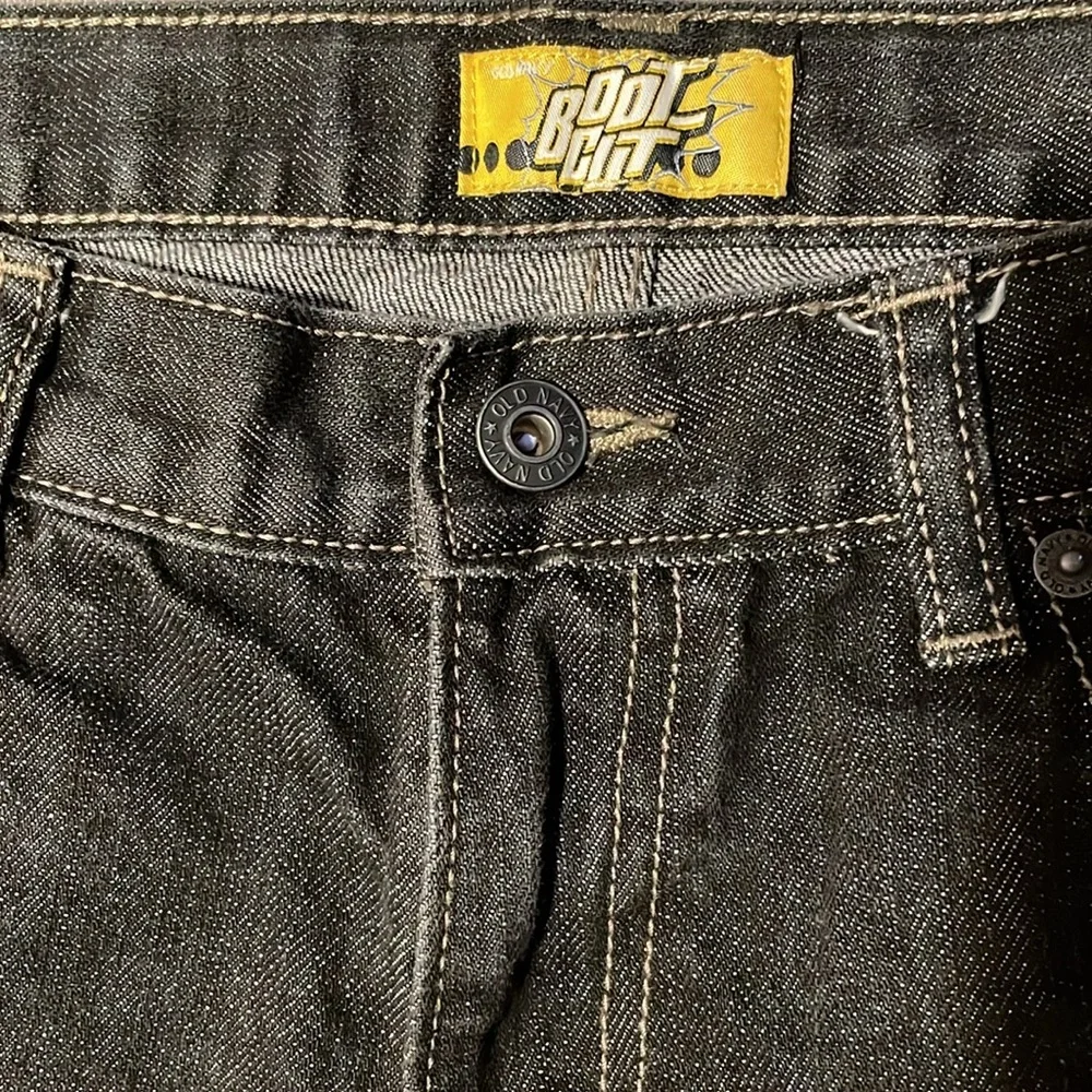 Old Navy 2 pair’s of boys Blue & dark gray/black husky jeans
